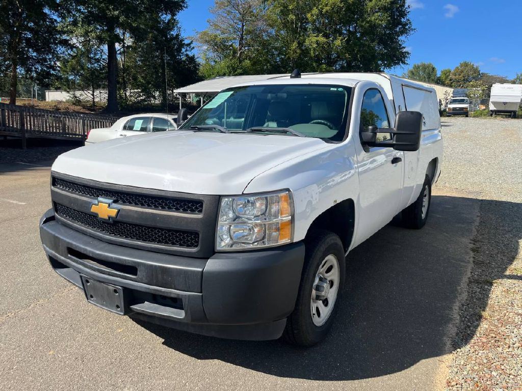 2013 Chevrolet Silverado 1500 Image 2