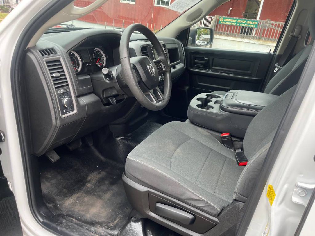 2022 RAM 1500 Image 8