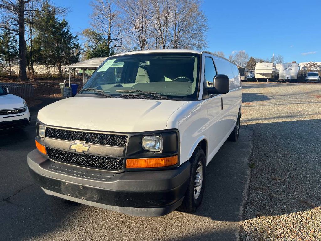 2017 Chevrolet Express Image 2
