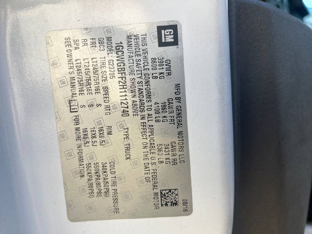 2017 Chevrolet Express Image 6