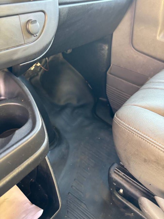 2017 Chevrolet Express Image 8