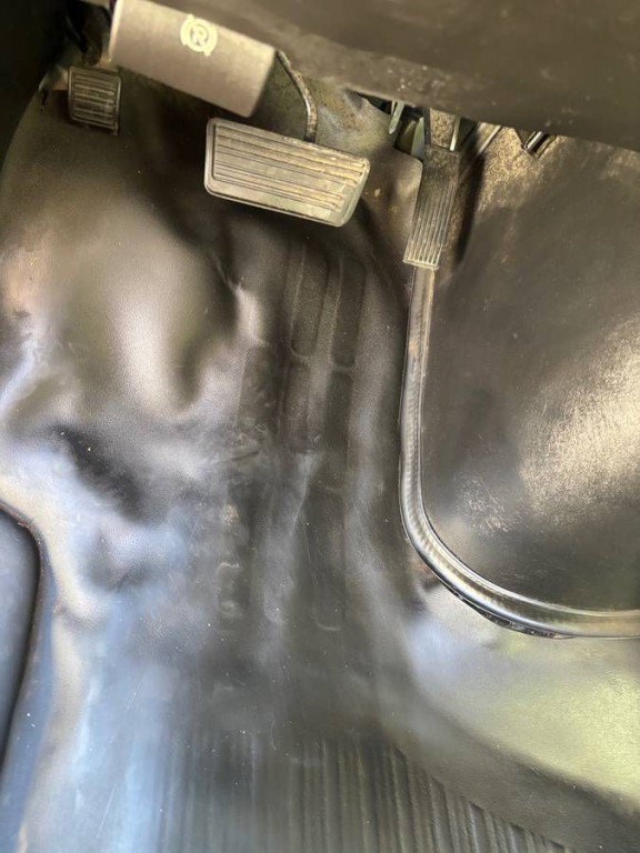 2017 Chevrolet Express Image 11