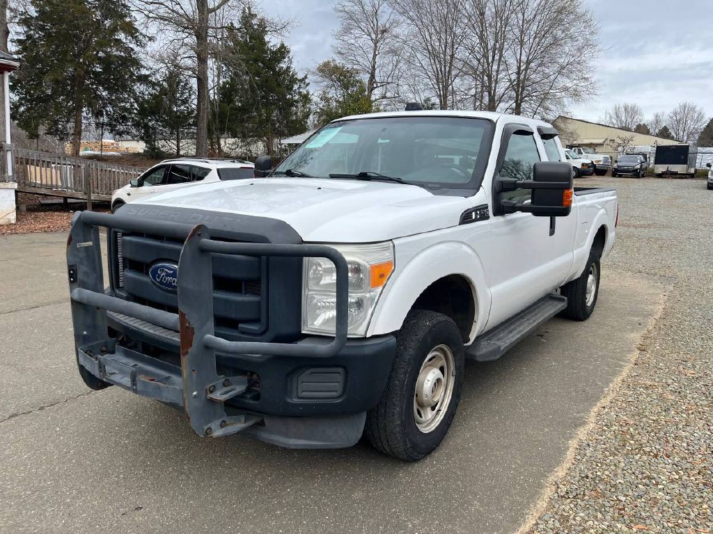 2015 Ford F-250 Image 2