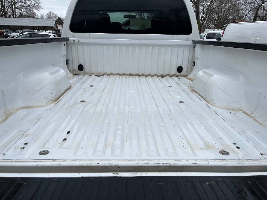 2015 Ford F-250 Image 6