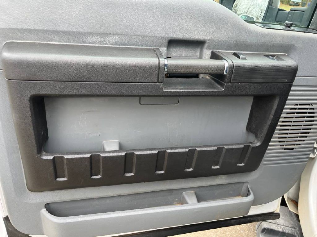 2015 Ford F-250 Image 11