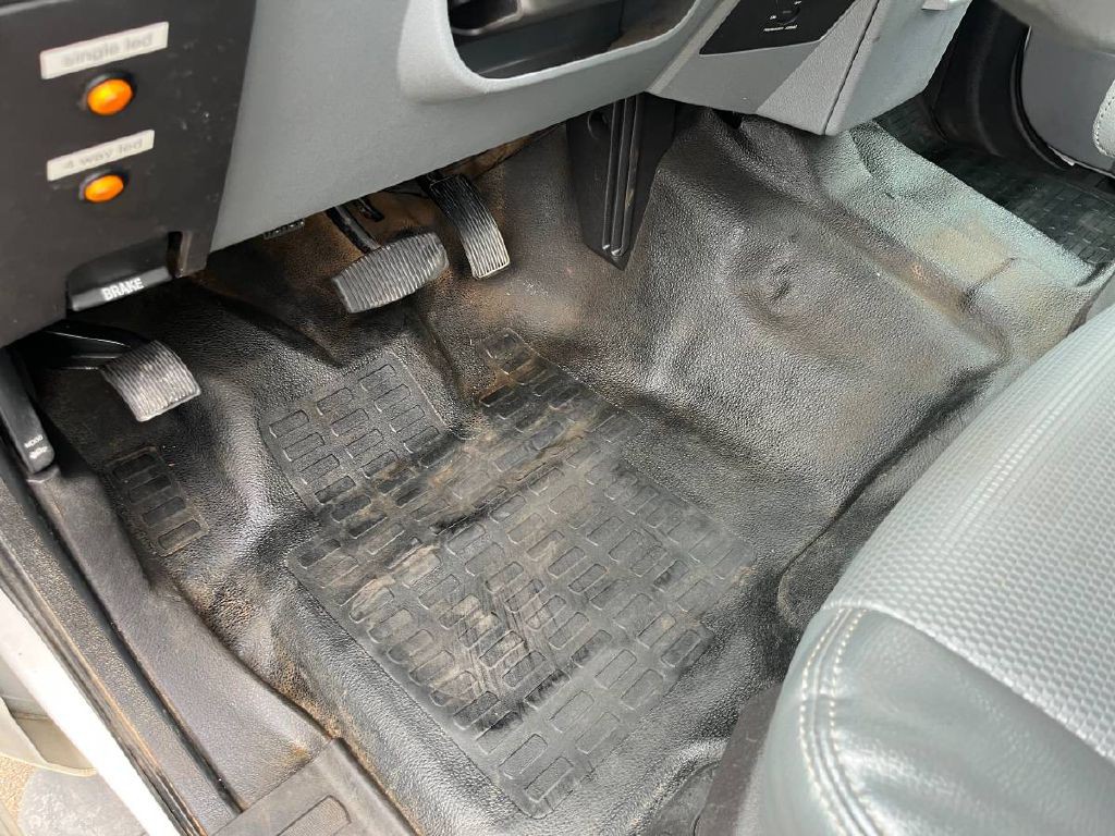 2015 Ford F-250 Image 12