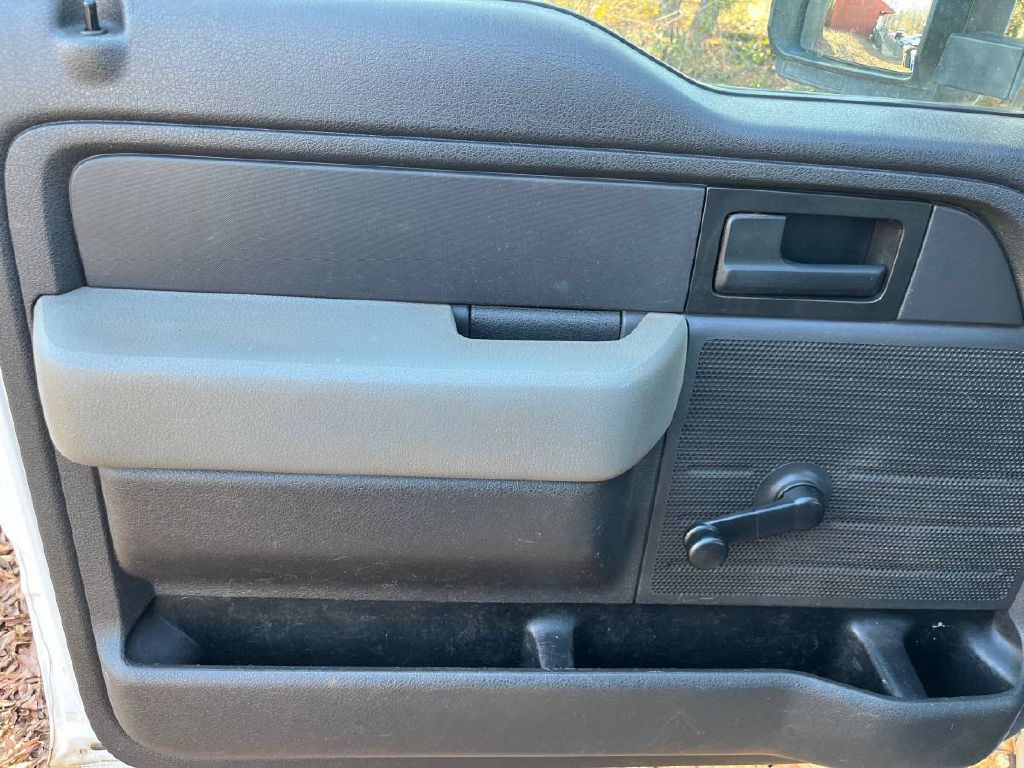 2014 Ford F-150 Image 9