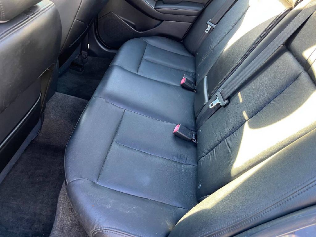 2010 Nissan Altima Image 10