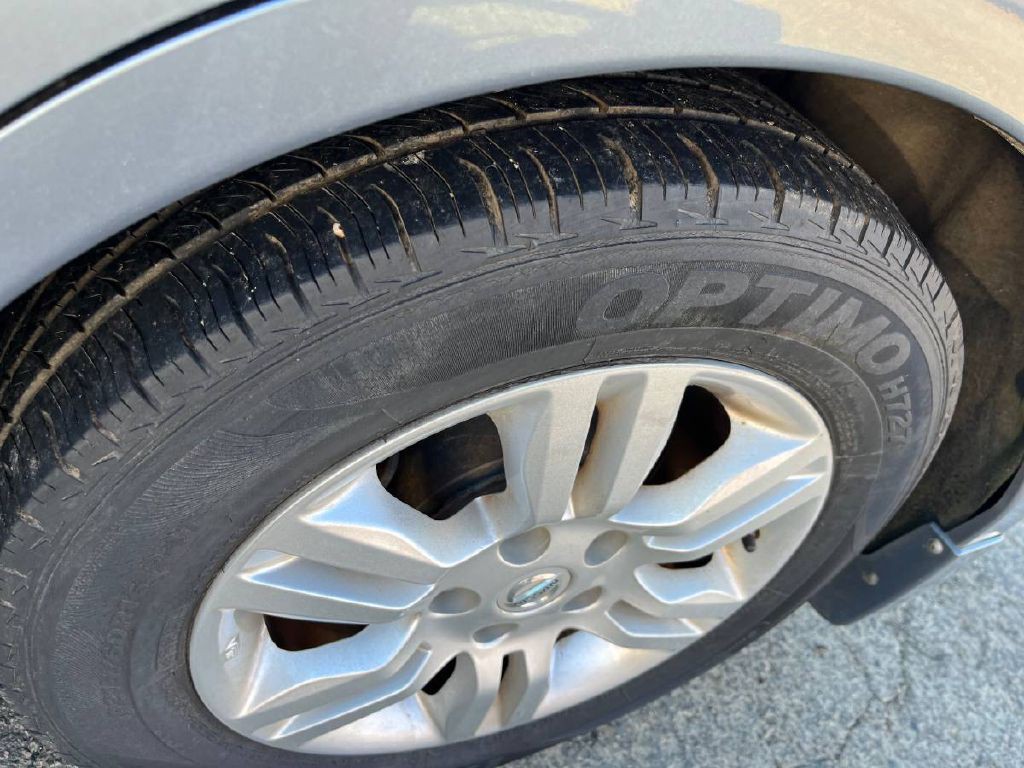 2010 Nissan Altima Image 11