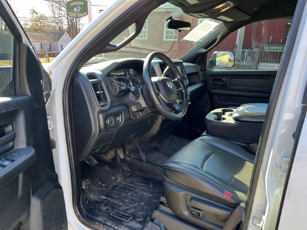 2022 RAM 2500 Image 9