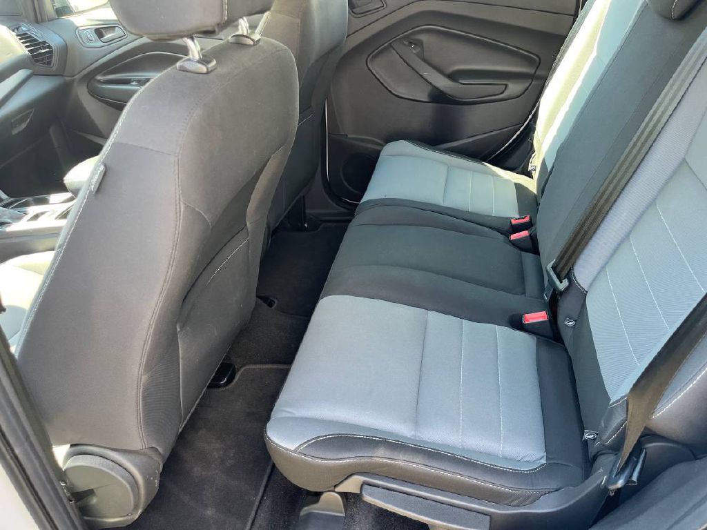 2017 Ford Escape Image 9