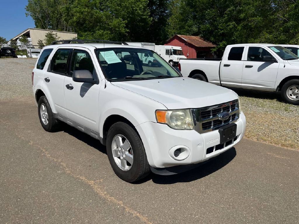 2009 Ford Escape Image 2