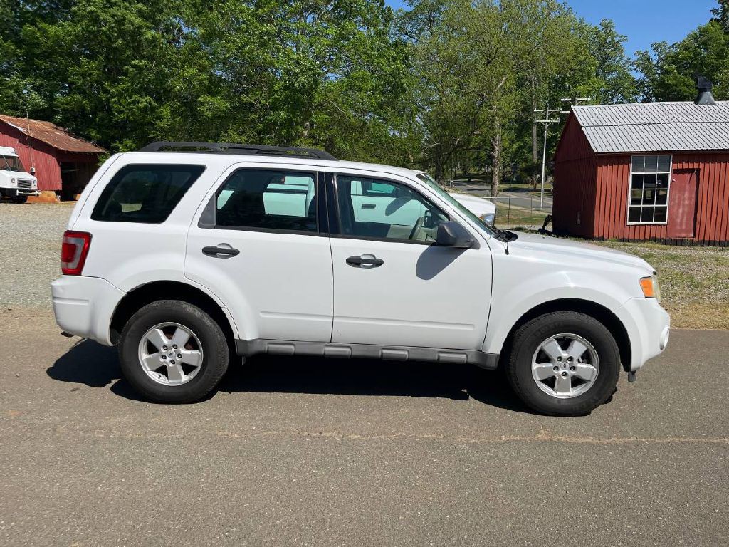 2009 Ford Escape Image 3
