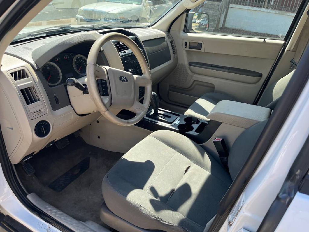 2009 Ford Escape Image 7