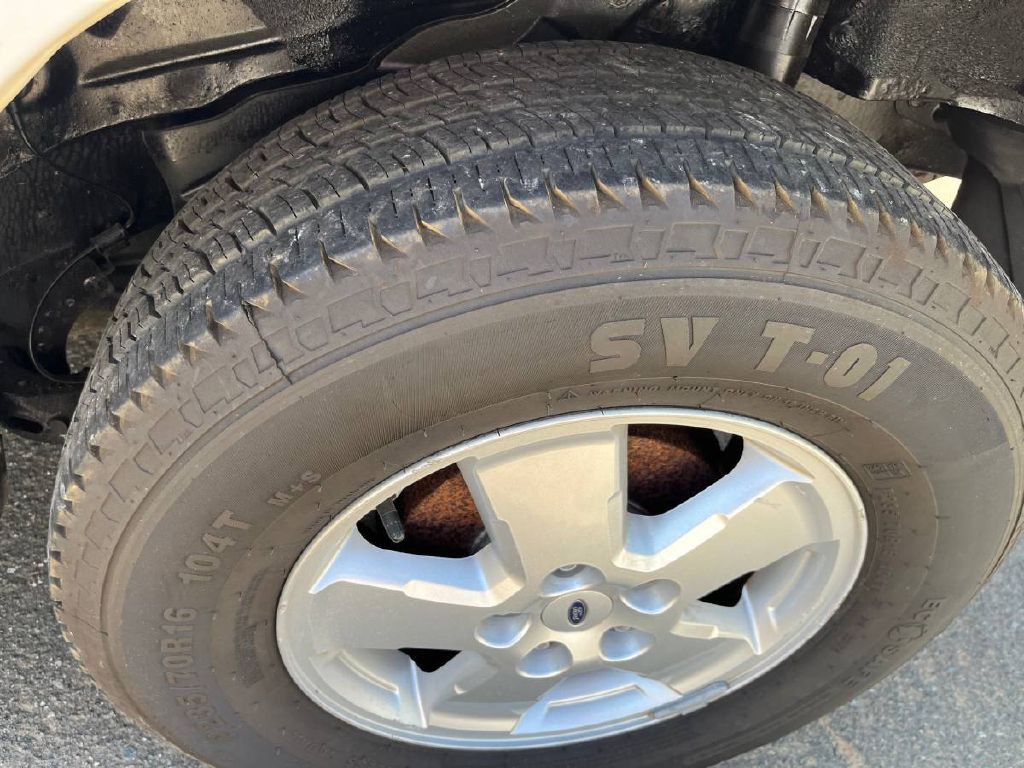 2009 Ford Escape Image 13