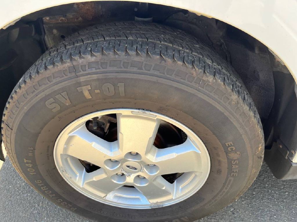 2009 Ford Escape Image 14