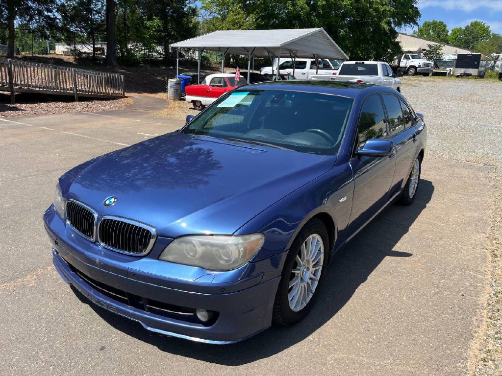 2007 BMW 7 Series Image 2