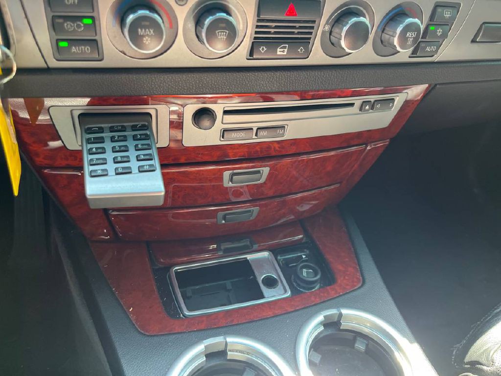 2007 BMW 7 Series Image 11