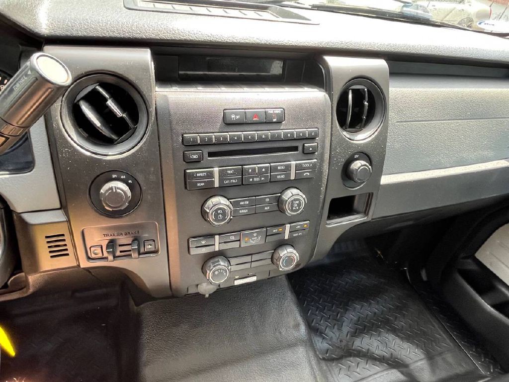 2014 Ford F-150 Image 10
