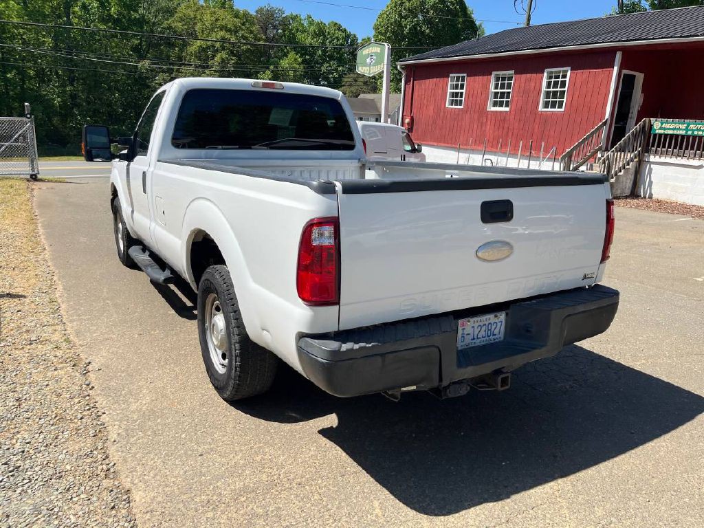 2011 Ford F-250 Image 5