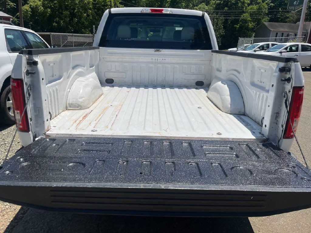 2017 Ford F-150 Image 8