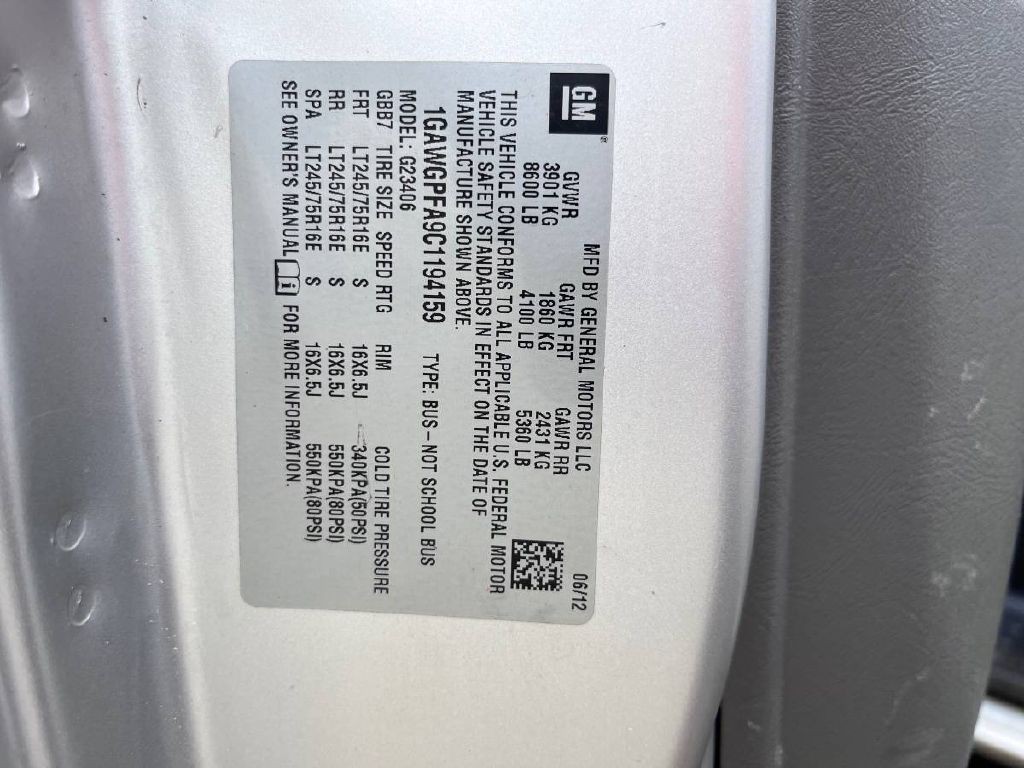 2012 Chevrolet Express Image 15