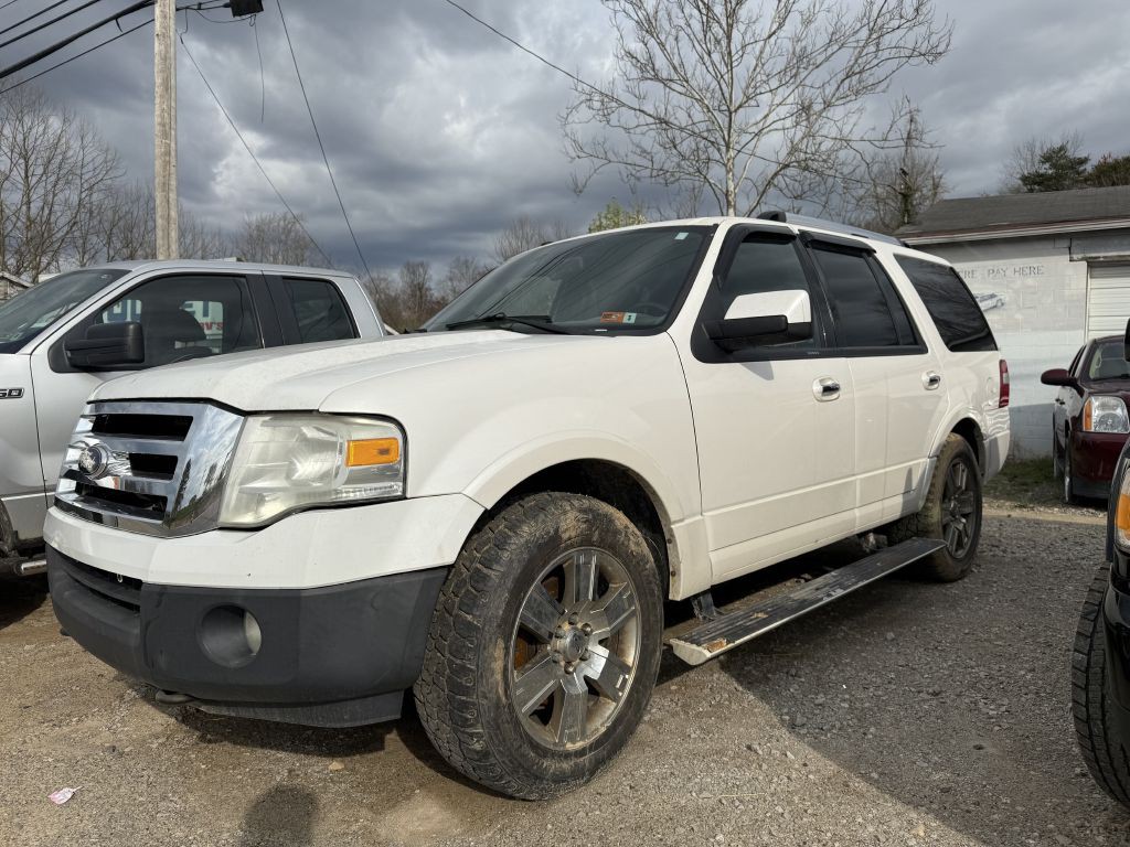 2011 Ford Expedition Image 1