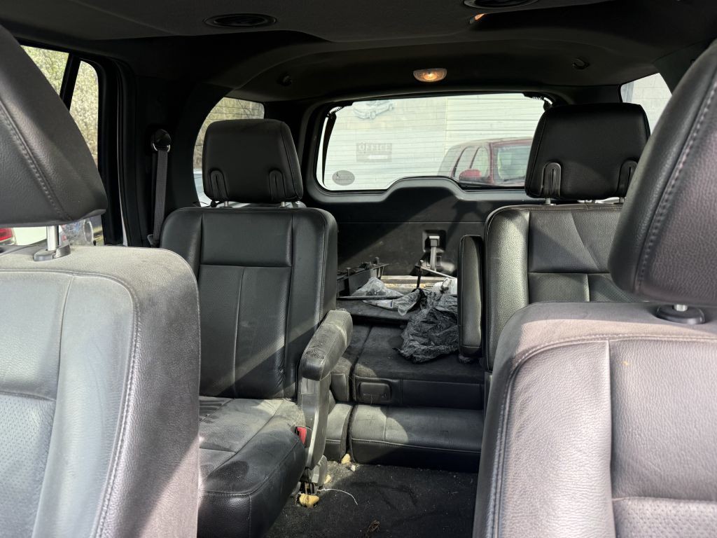 2011 Ford Expedition Image 9