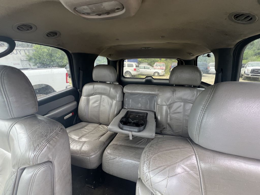 2001 Chevrolet Tahoe Image 7