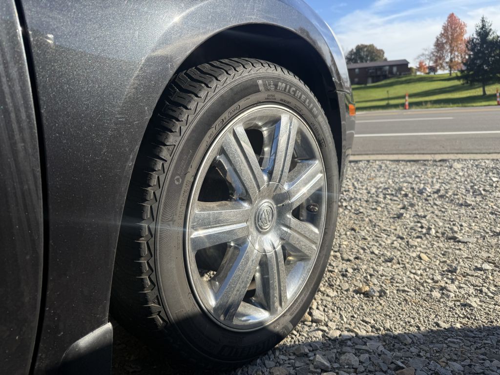 2010 Chrysler Sebring Image 12