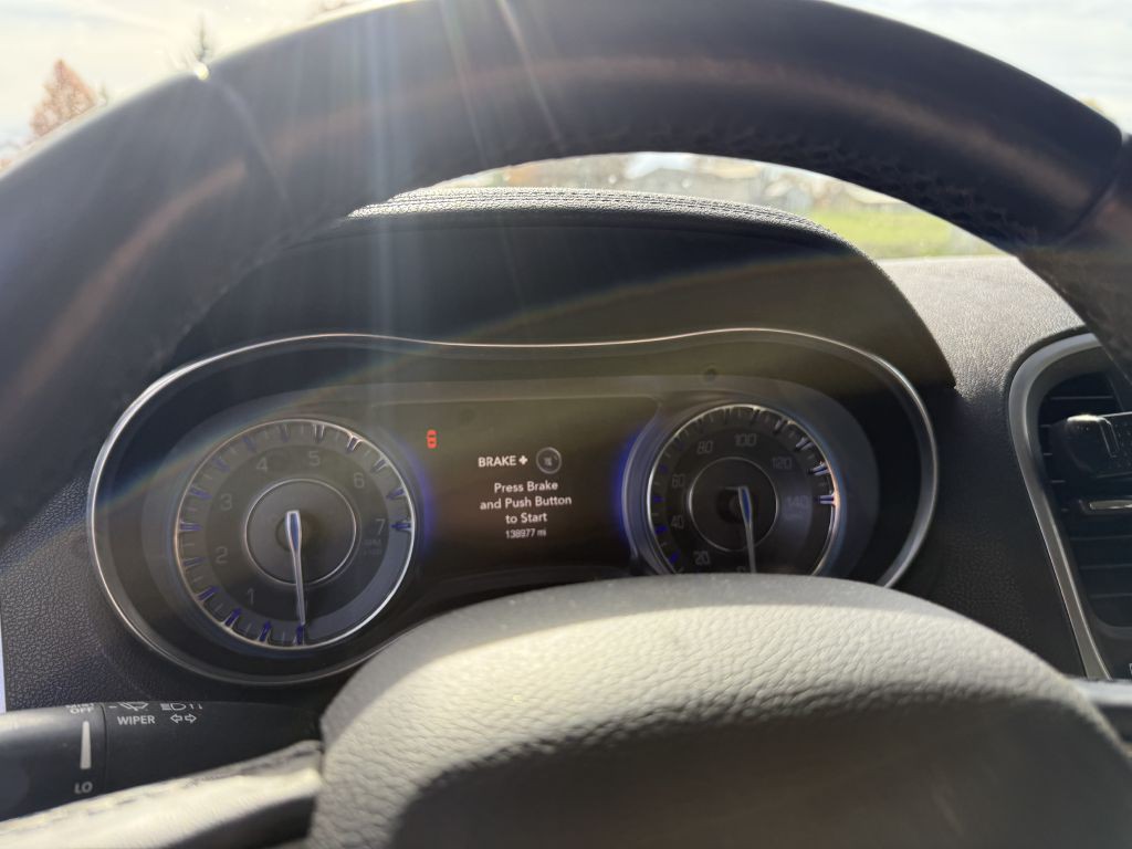 2015 Chrysler 300 Image 6