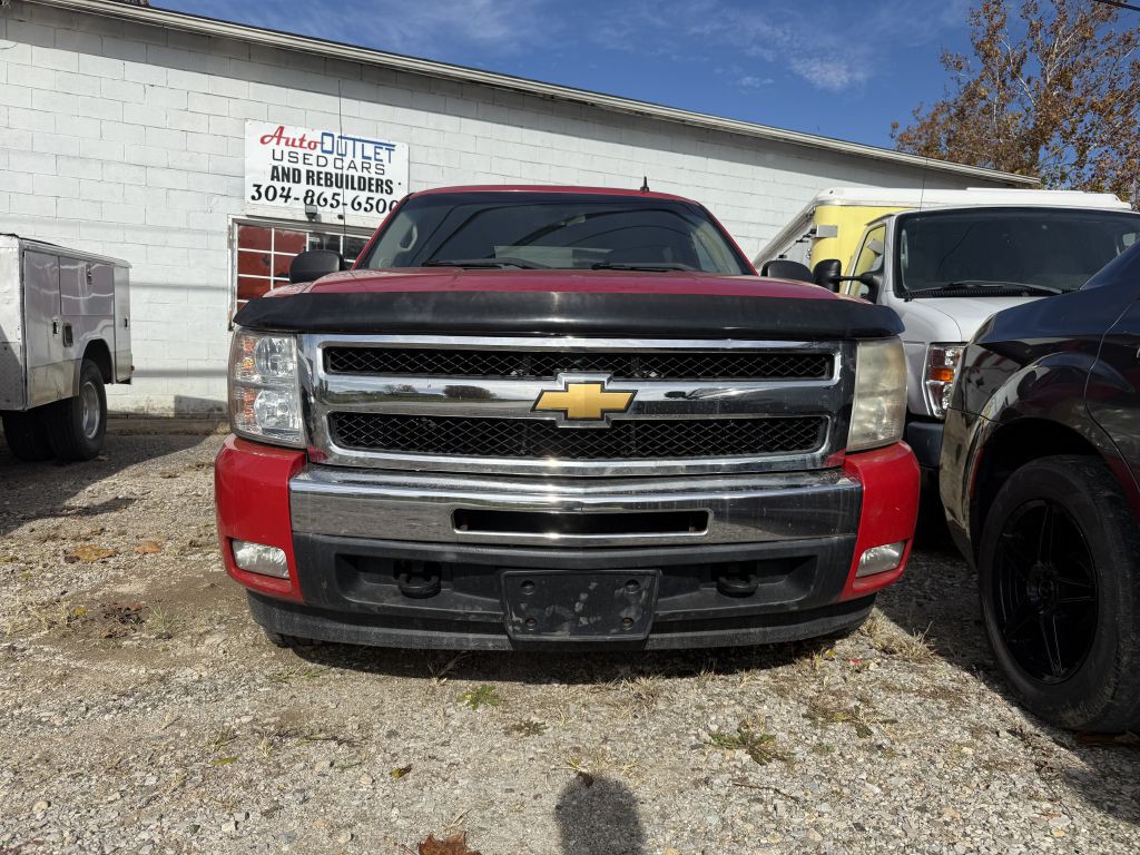 2010 Chevrolet Silverado 1500 Image 2