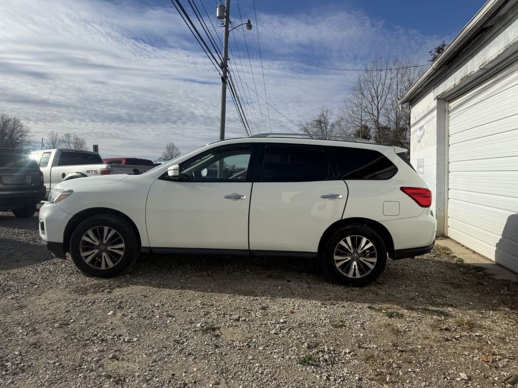 2019 Nissan Pathfinder Image 3