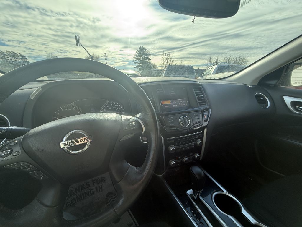 2019 Nissan Pathfinder Image 8