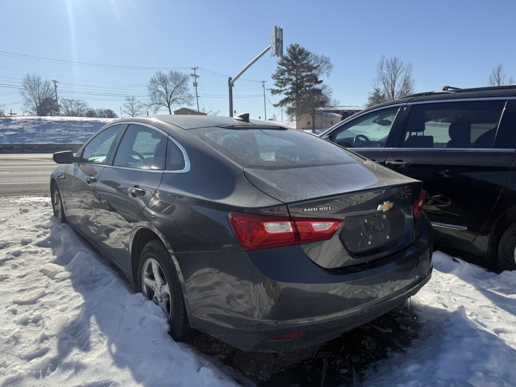 2018 Chevrolet Malibu Image 4