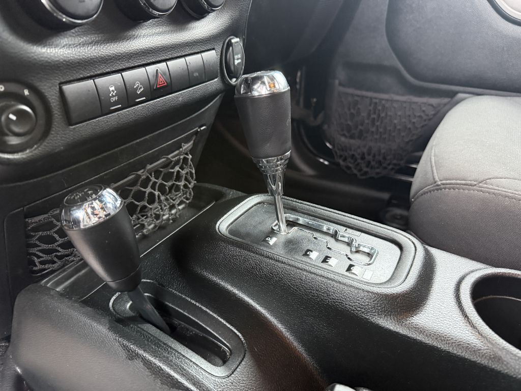 2017 Jeep Wrangler Unlimited Image 8