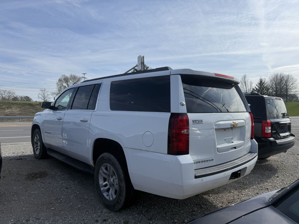 2017 Chevrolet Suburban Image 4