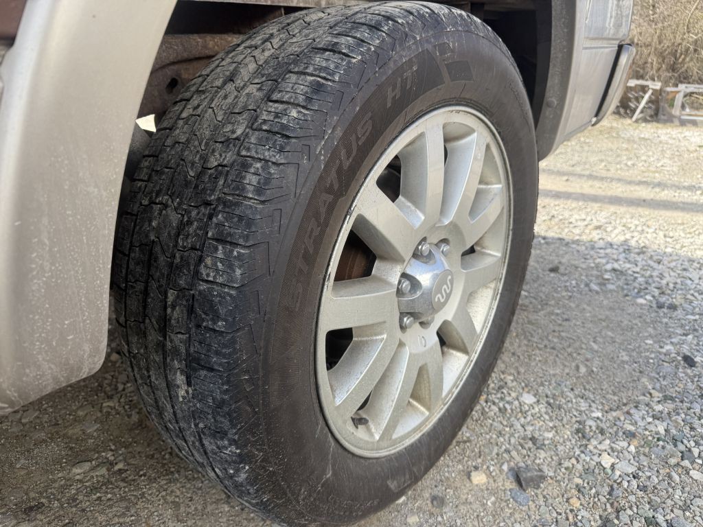 2011 Ford F-150 Image 13