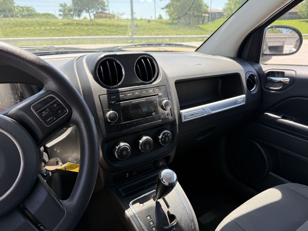2015 Jeep Compass Image 6