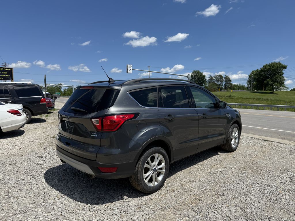 2019 Ford Escape Image 3