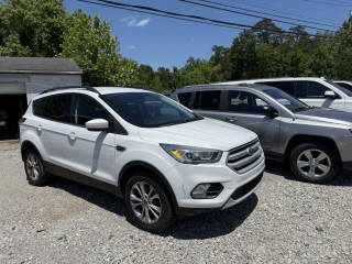 Image for 2019 Ford Escape SEL ID: 7443636