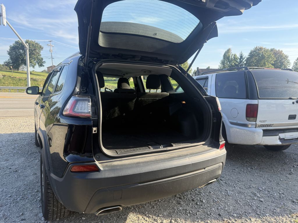 2019 Jeep Cherokee Image 9