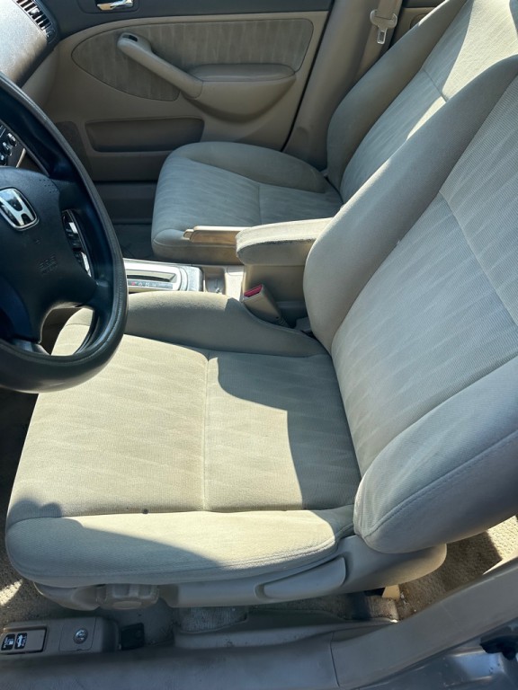 2004 Honda Civic Image 8