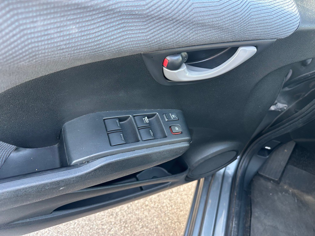 2012 Honda Fit Image 8