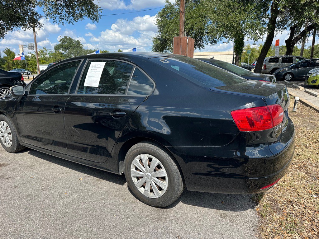 2013 Volkswagen Jetta Image 4