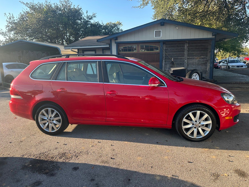 2012 Volkswagen Jetta Image 2