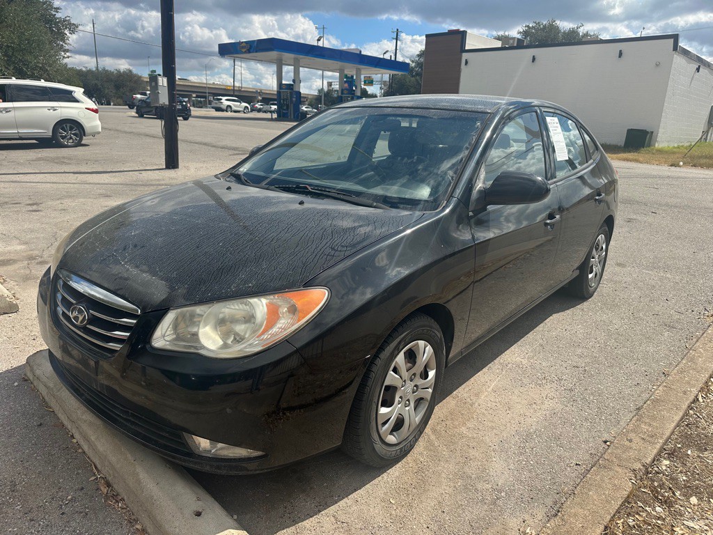 2010 Hyundai Elantra Image 1