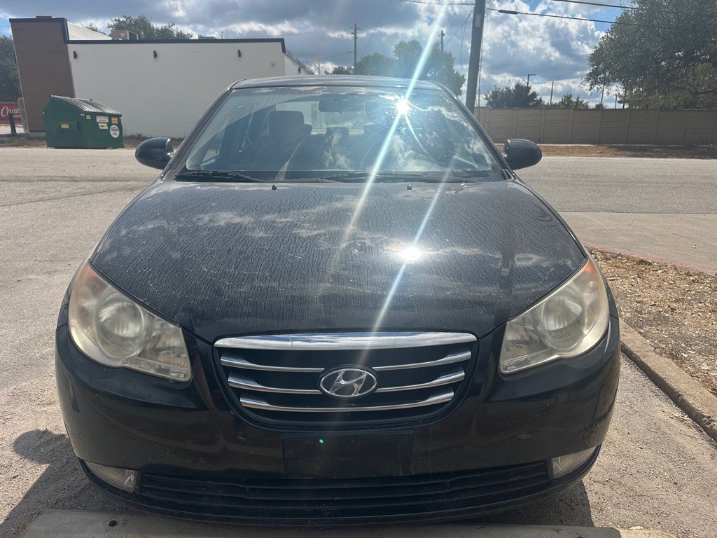 2010 Hyundai Elantra Image 2