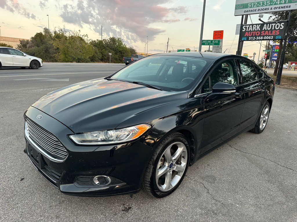 2013 Ford Fusion Image 1