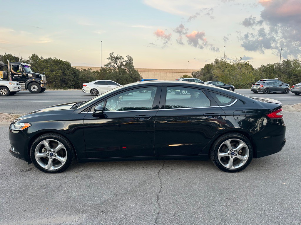 2013 Ford Fusion Image 8